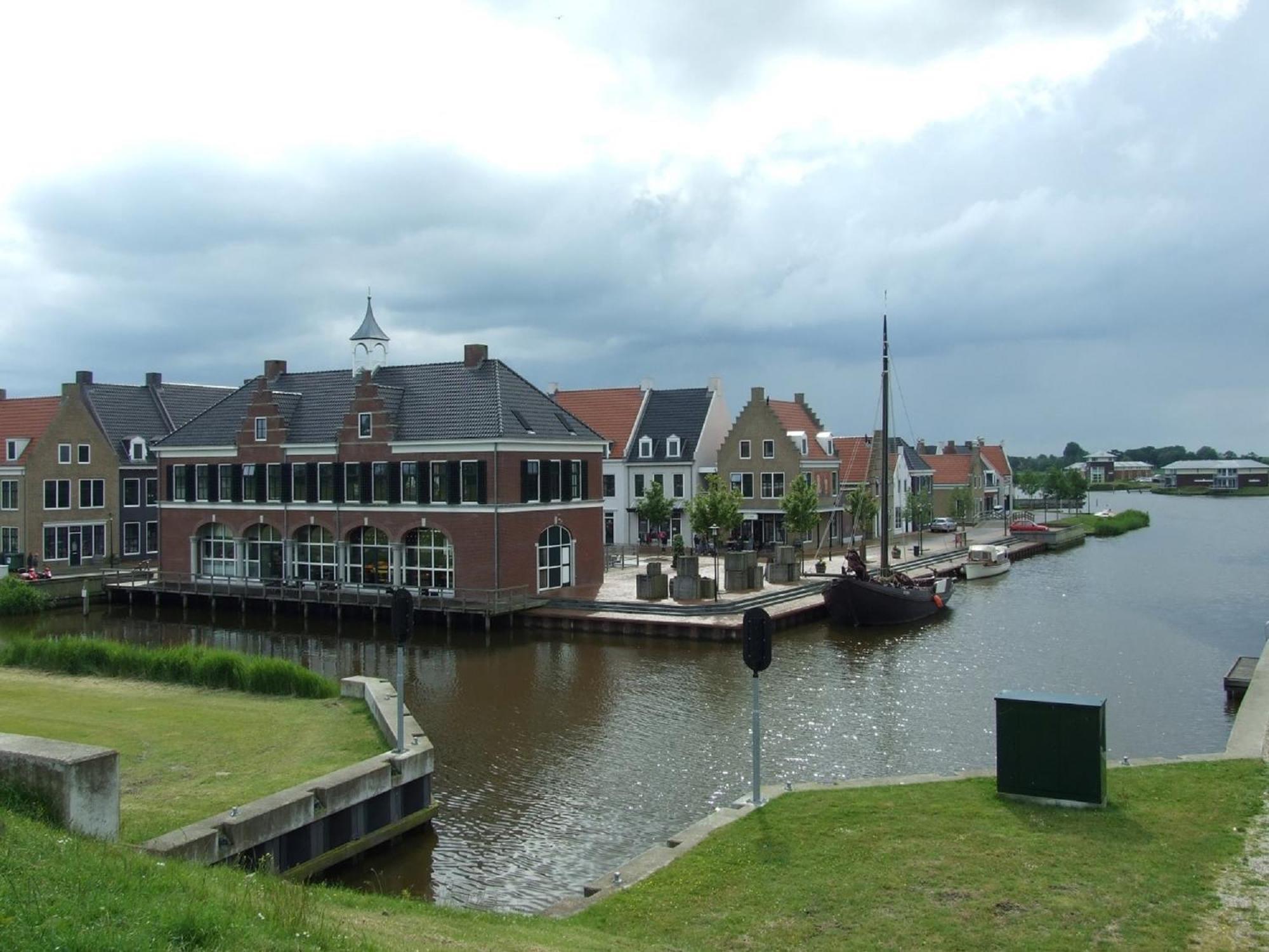 Leonie 6 Pers Holiday Home With A Large Garden Close To The Lauwersmeer Anjum Exterior foto